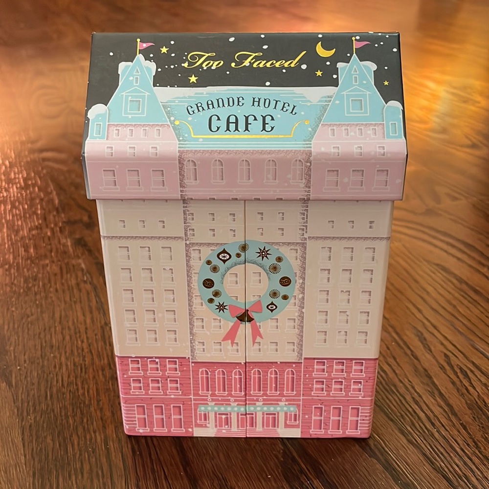 Too Faced Grande Hotel Cafe Holiday Collection